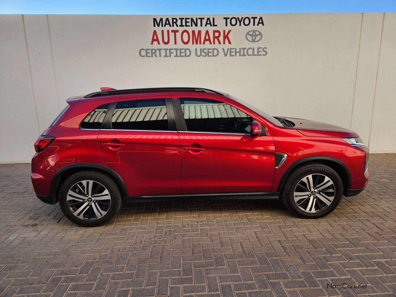 2021 Mitsubishi ASX photo 3