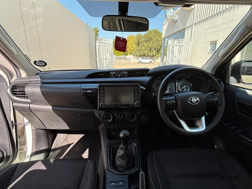 2022 Toyota Hilux photo 9