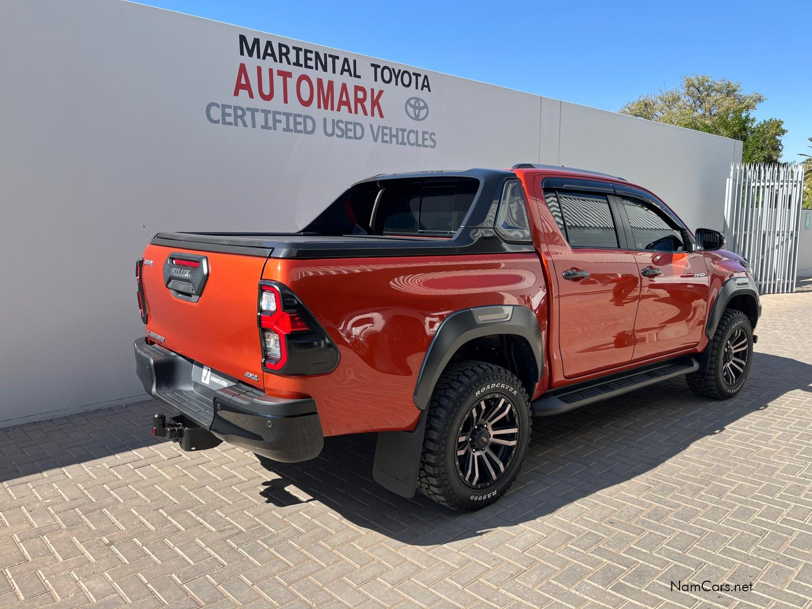 2021 Toyota Hilux photo 6