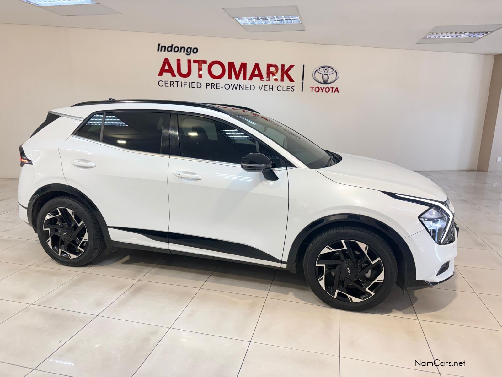 2022 Kia Sportage photo 2