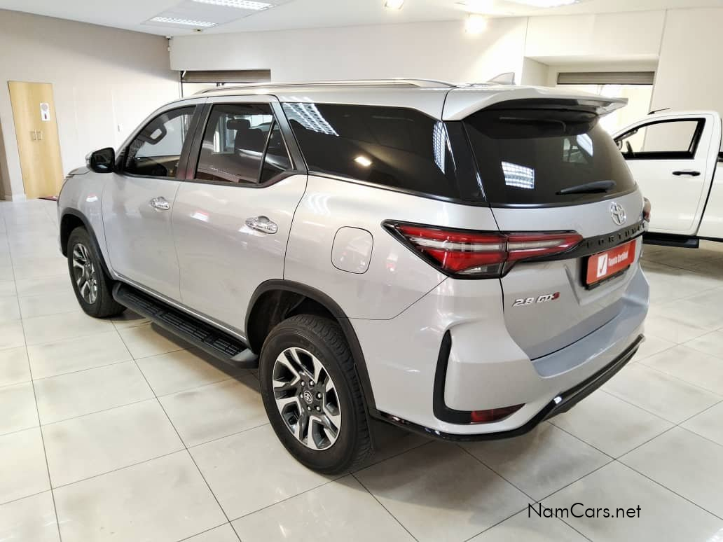 2023 Toyota Fortuner photo 4