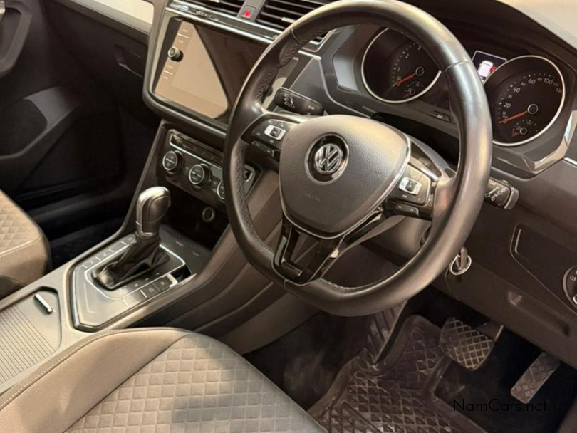 2019 Volkswagen Tiguan photo 4