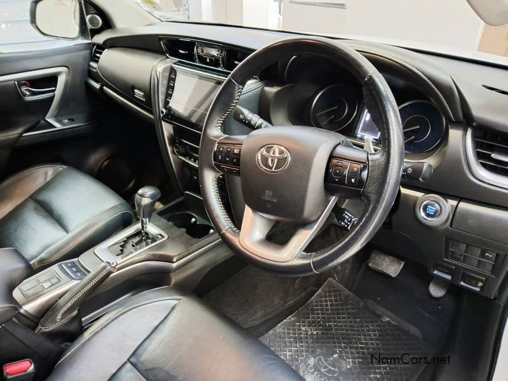 2021 Toyota Fortuner photo 5