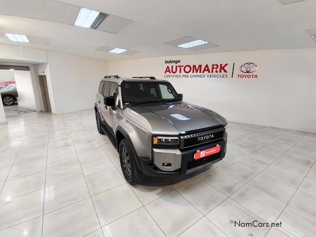 2024 Toyota Prado photo 1