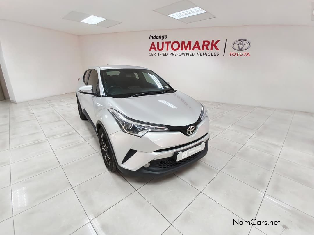 2020 Toyota C-HR photo 1