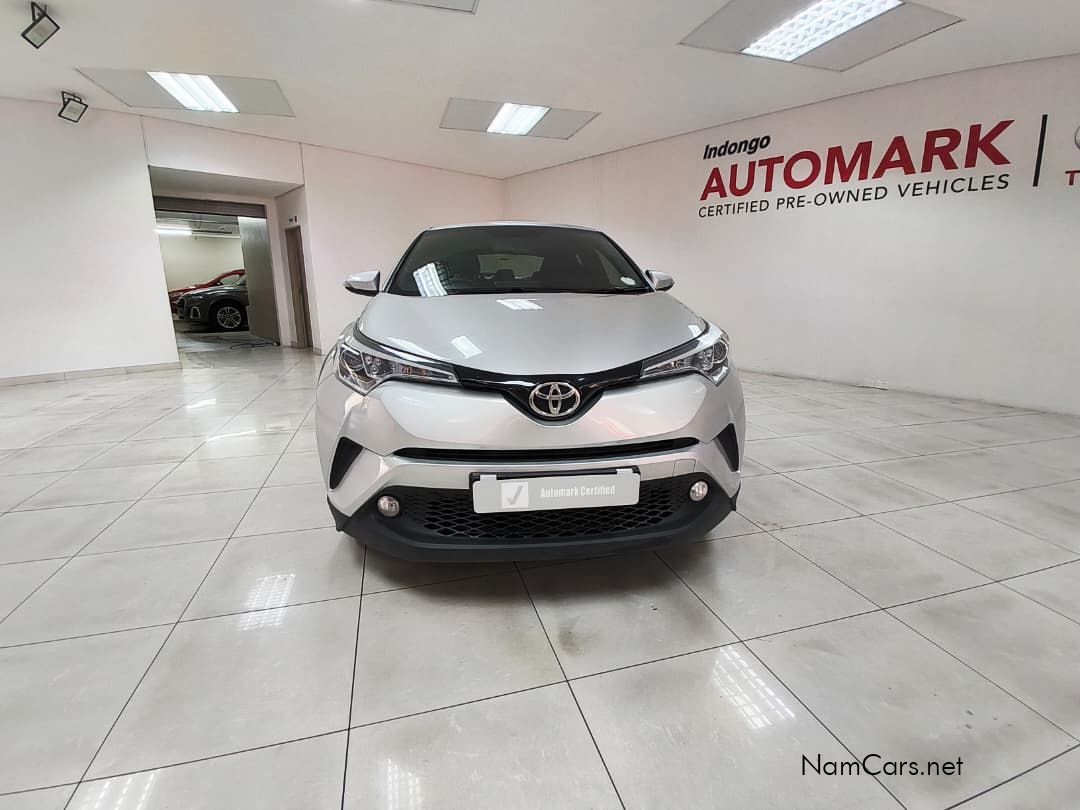 2020 Toyota C-HR photo 2