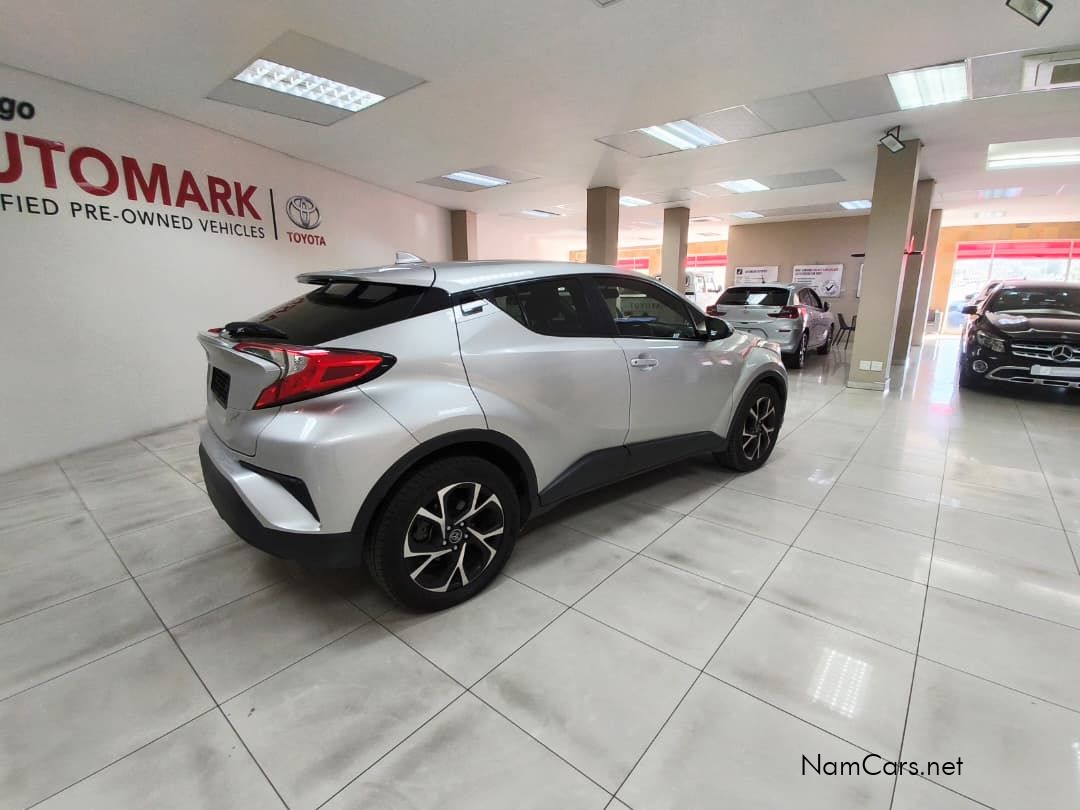 2020 Toyota C-HR photo 4