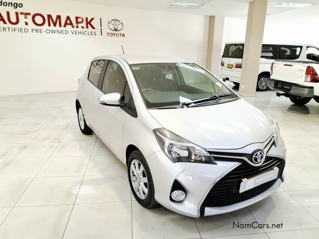 2016 Toyota Yaris photo 3