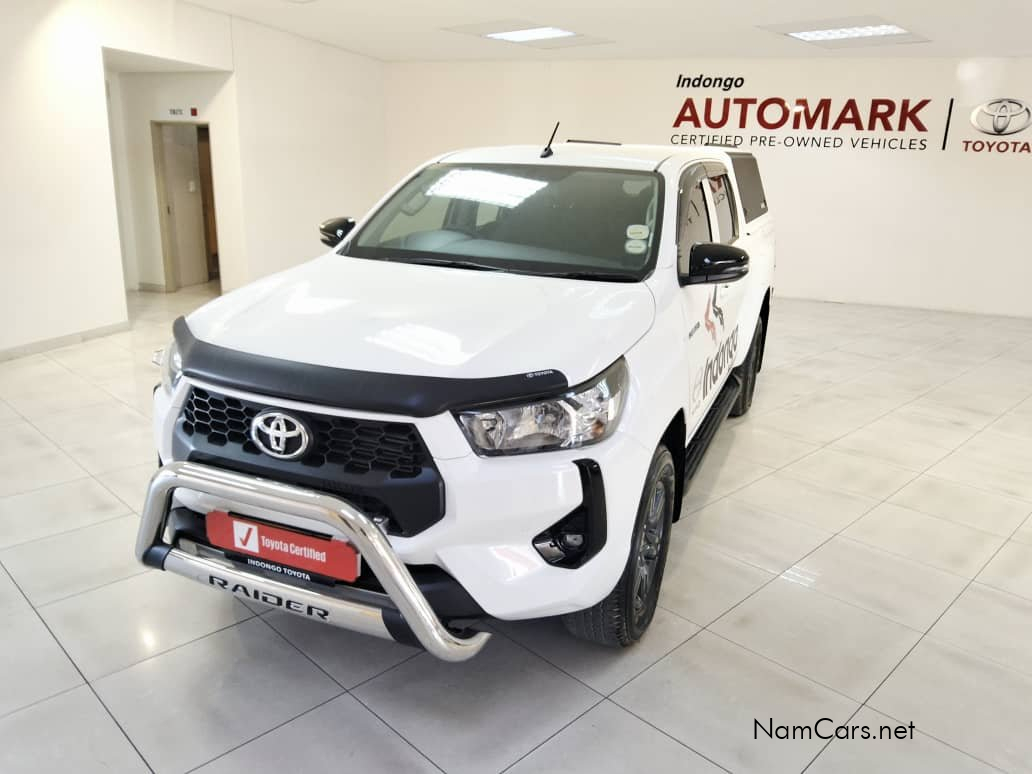 2025 Toyota Hilux photo 1