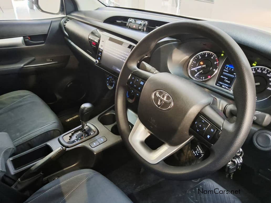 2025 Toyota Hilux photo 5