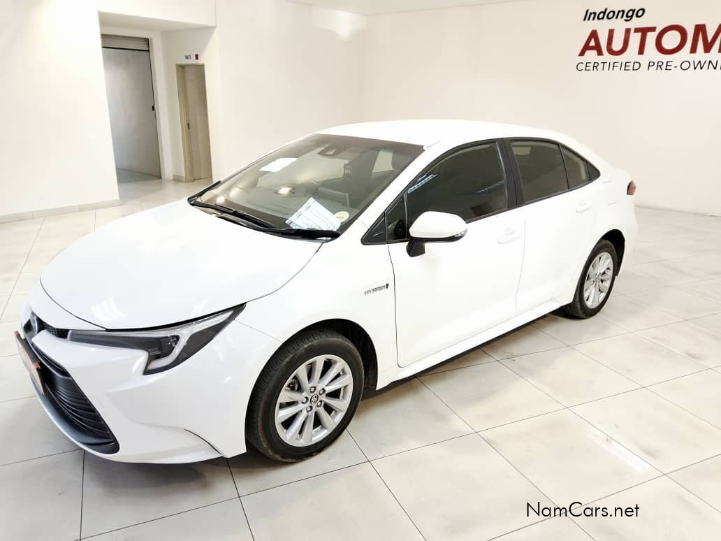 2025 Toyota Corolla photo 2