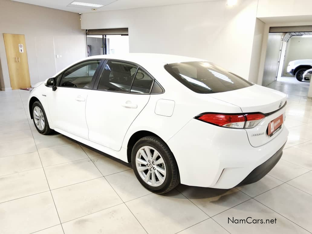 2025 Toyota Corolla photo 4