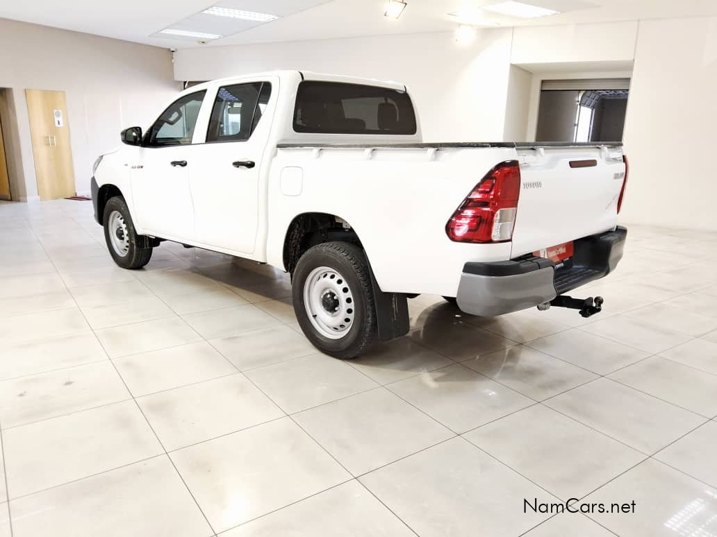 2024 Toyota Hilux photo 3