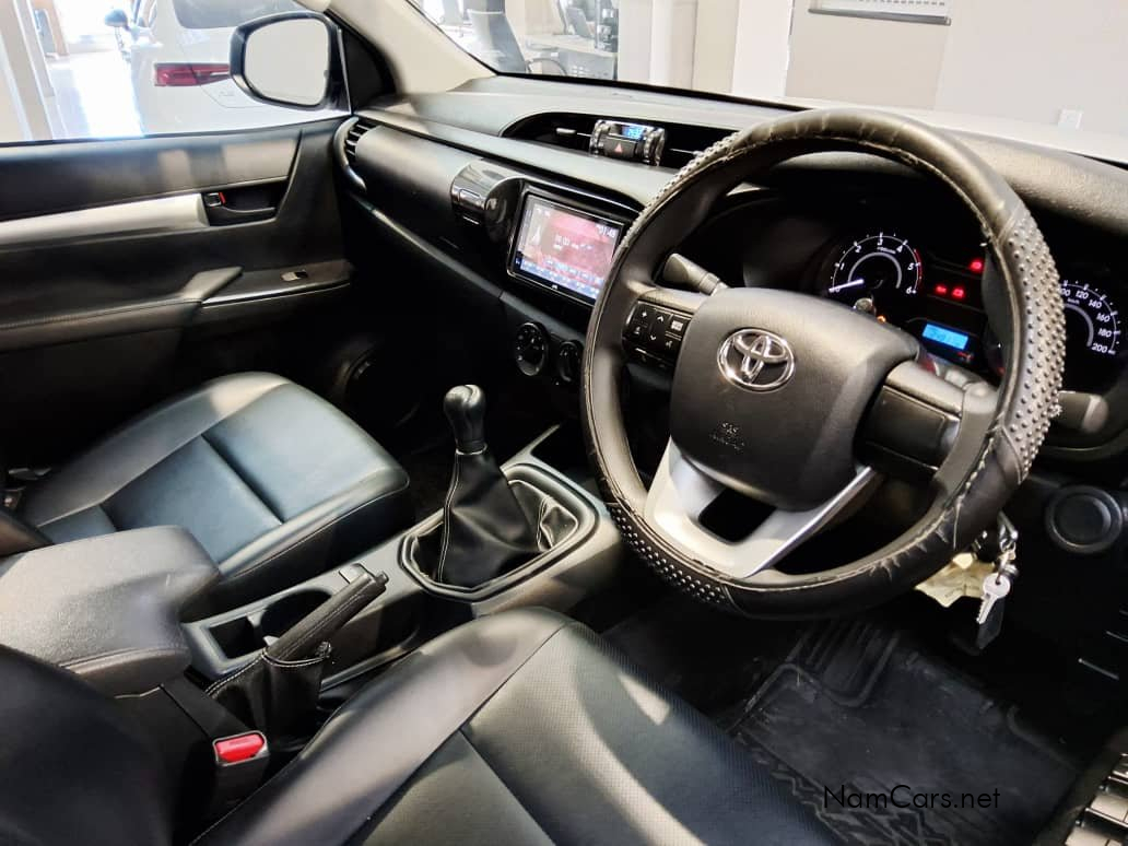 2024 Toyota Hilux photo 4