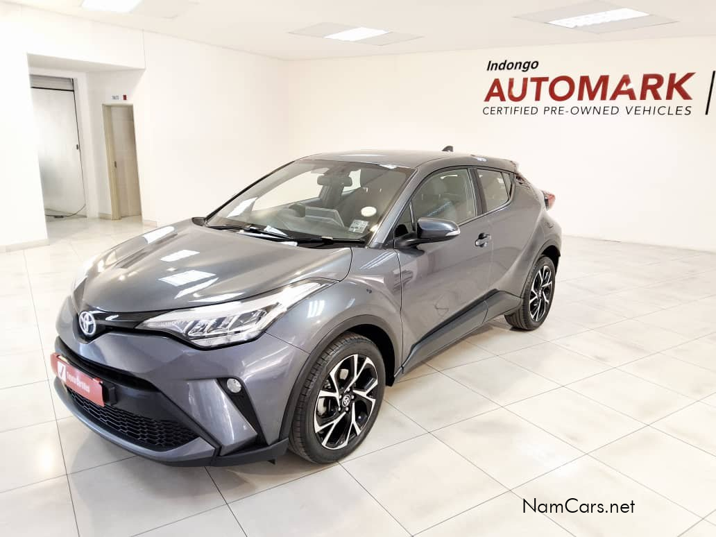 2020 Toyota C-HR photo 2