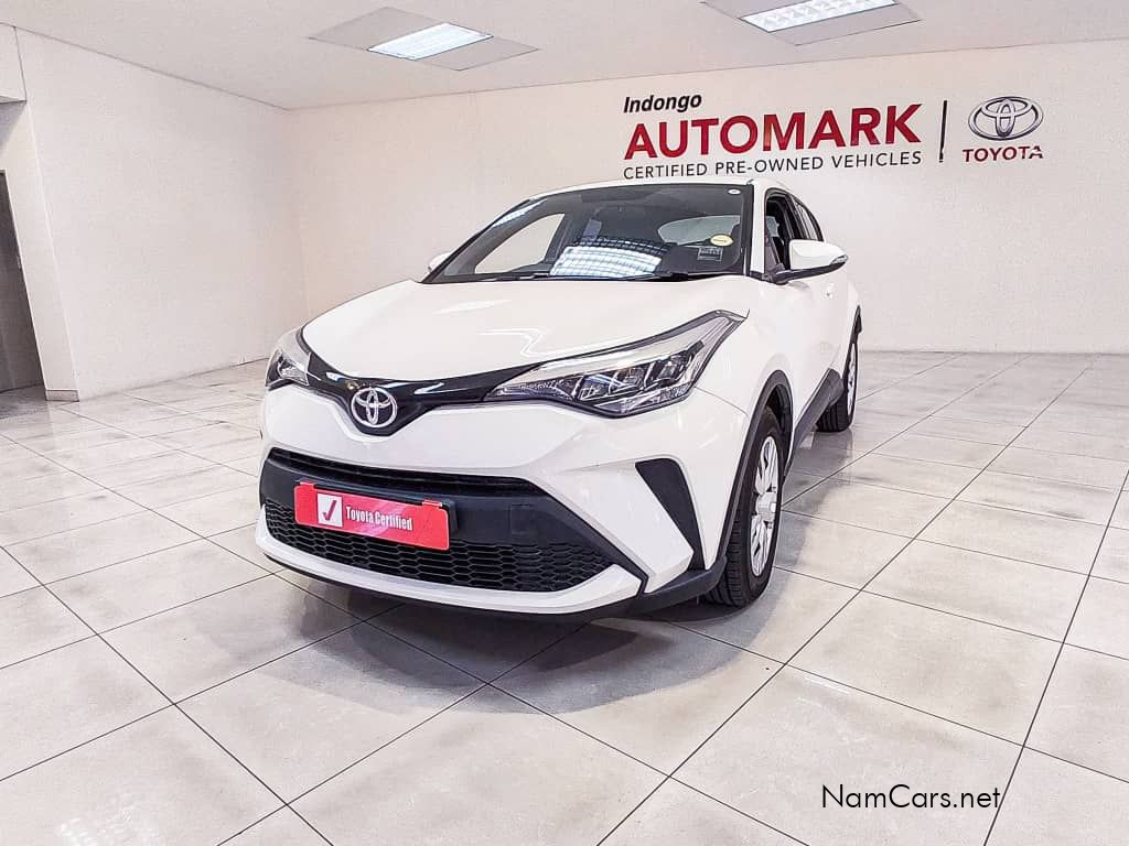 2021 Toyota C-HR photo 2