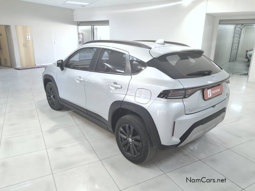 2025 Toyota Starlet photo 3
