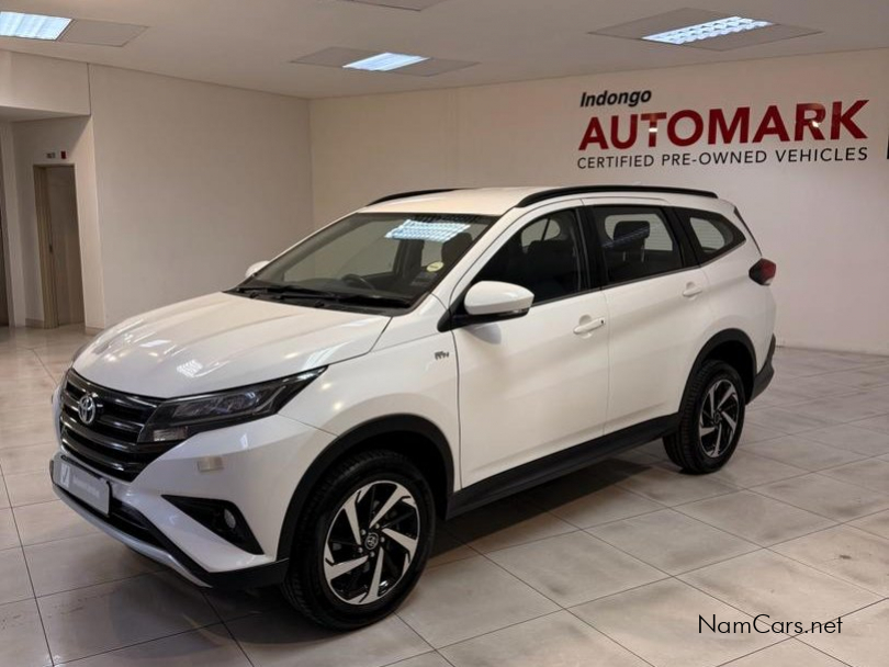 2019 Toyota Rush photo 2