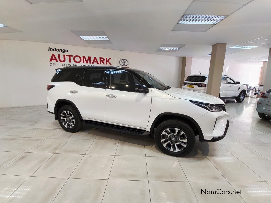 2024 Toyota Fortuner photo 3