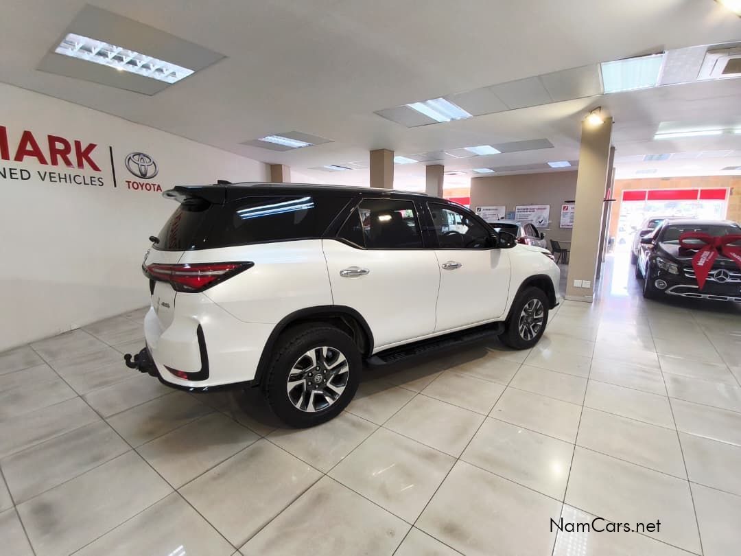 2024 Toyota Fortuner photo 4