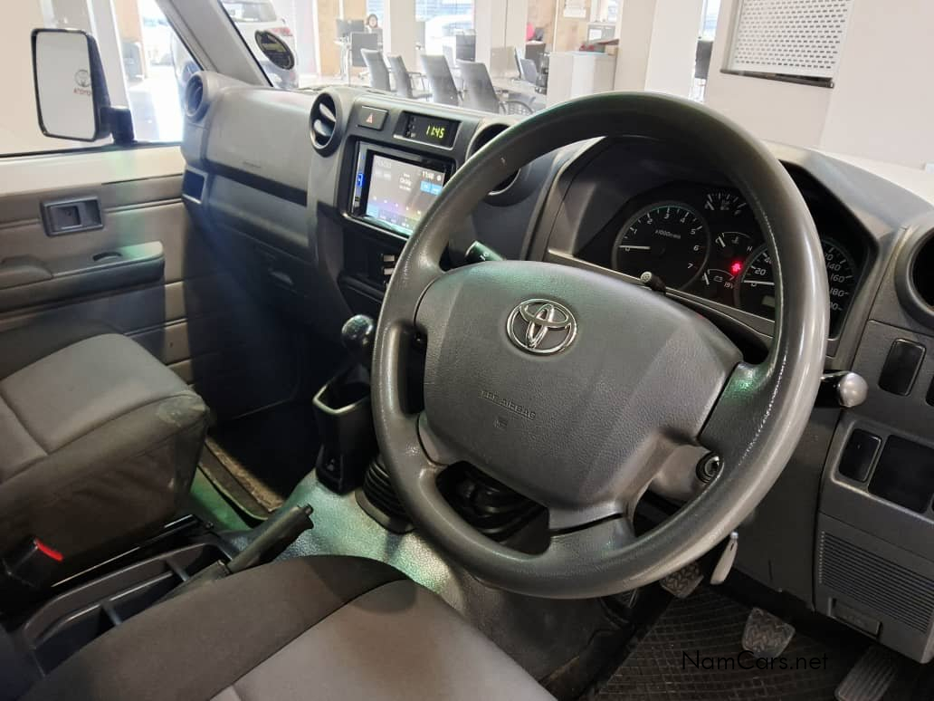 2021 Toyota Land Cruiser photo 5