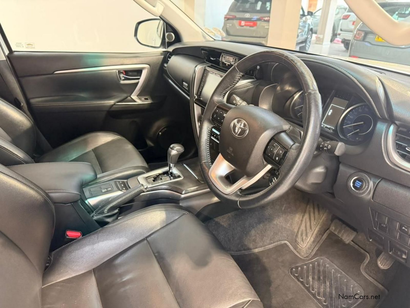 2023 Toyota Fortuner photo 4