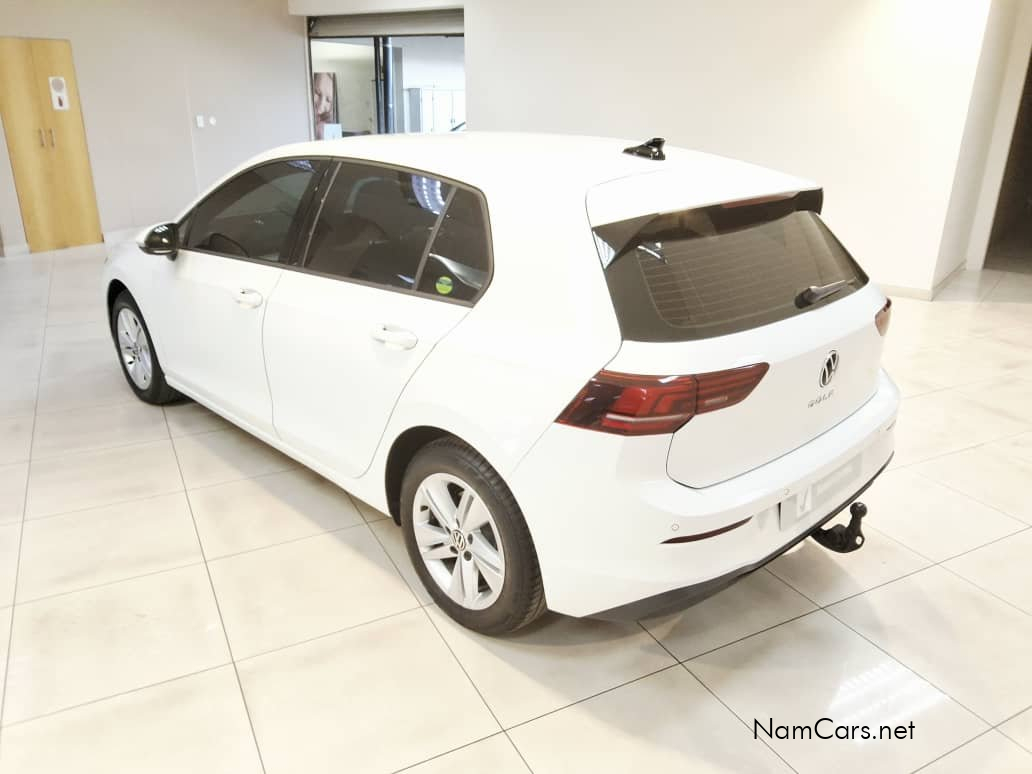2025 Volkswagen Golf photo 4