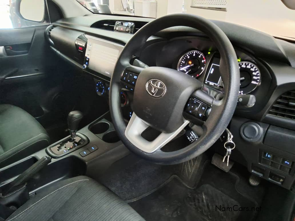 2025 Toyota Hilux photo 5