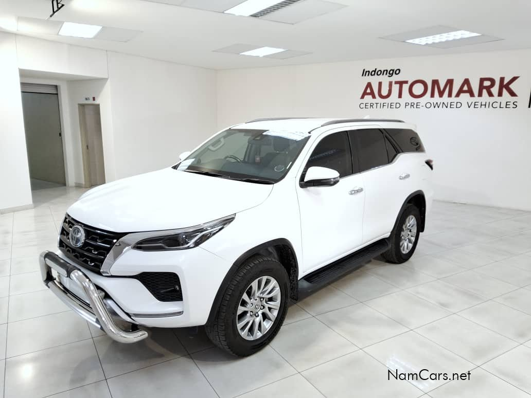 2021 Toyota Fortuner photo 2