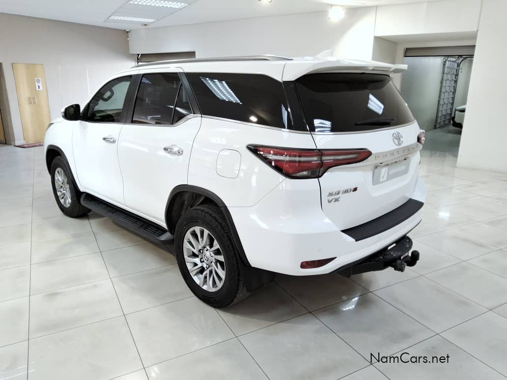 2021 Toyota Fortuner photo 4