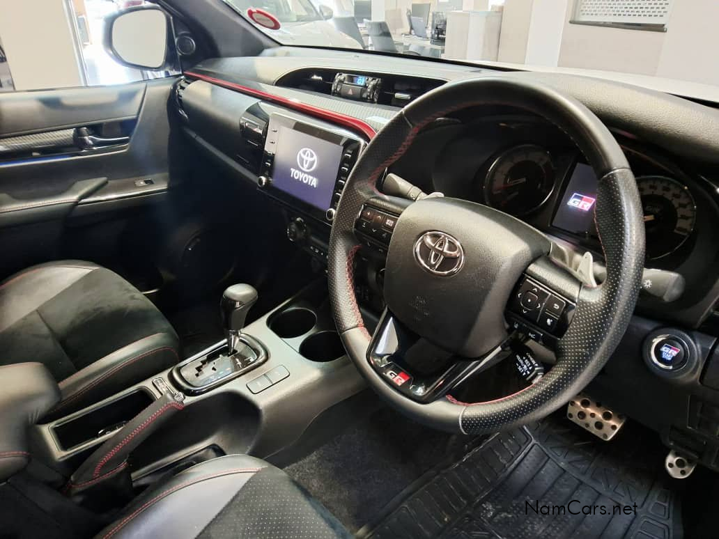2022 Toyota Hilux photo 5