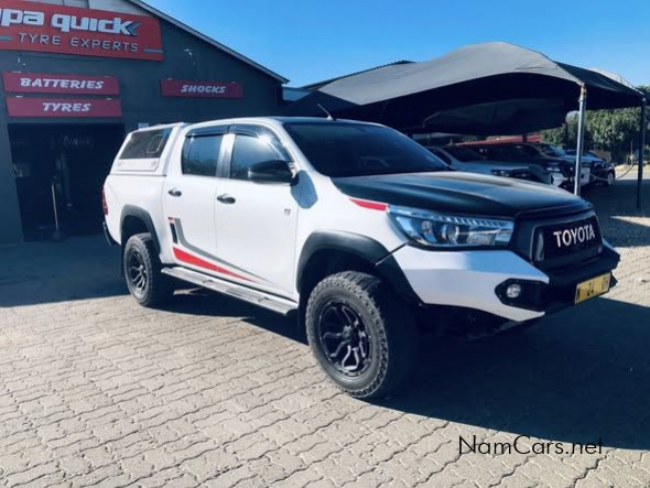 2019 Toyota Hilux photo 1