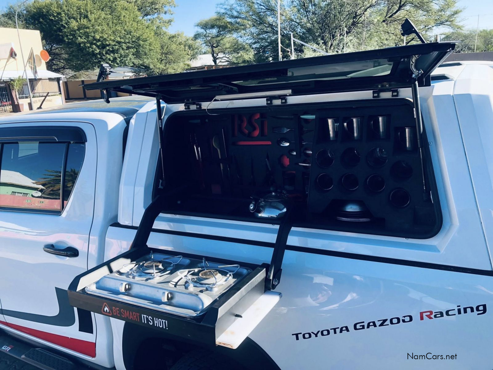 2019 Toyota Hilux photo 7
