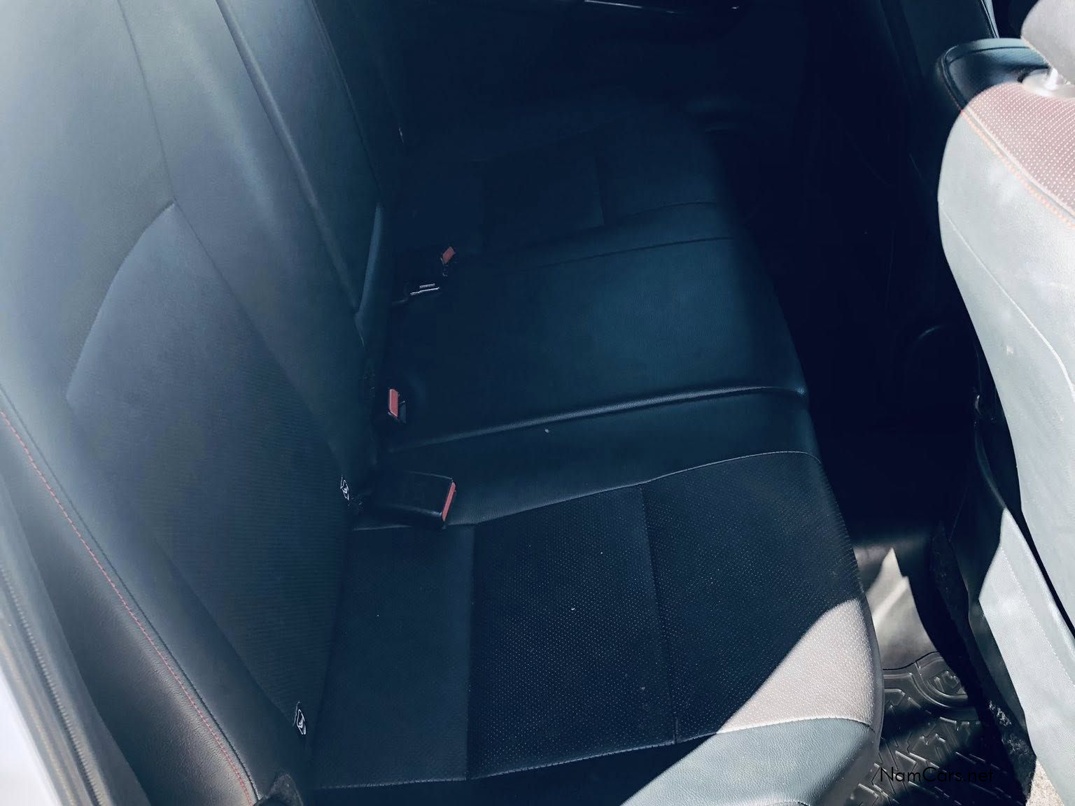 2019 Toyota Hilux photo 9