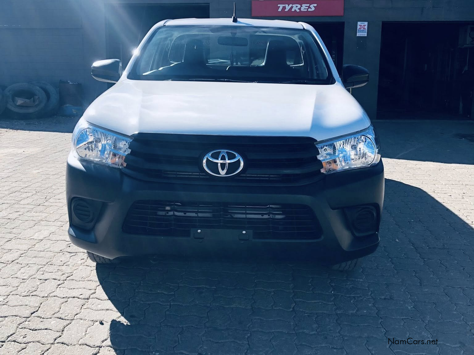 2025 Toyota Hilux photo 5