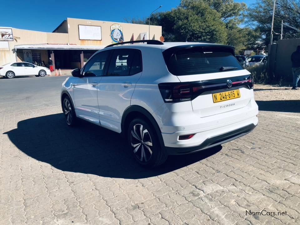 2022 Volkswagen T-Cross photo 3