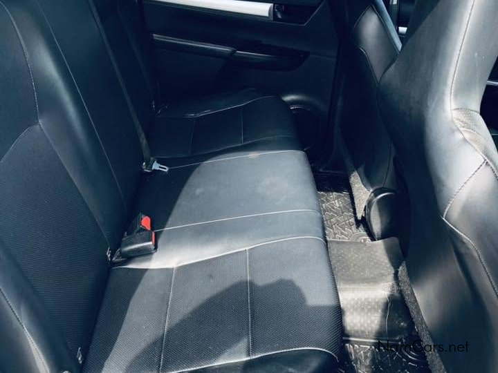 2019 Toyota Hilux photo 9