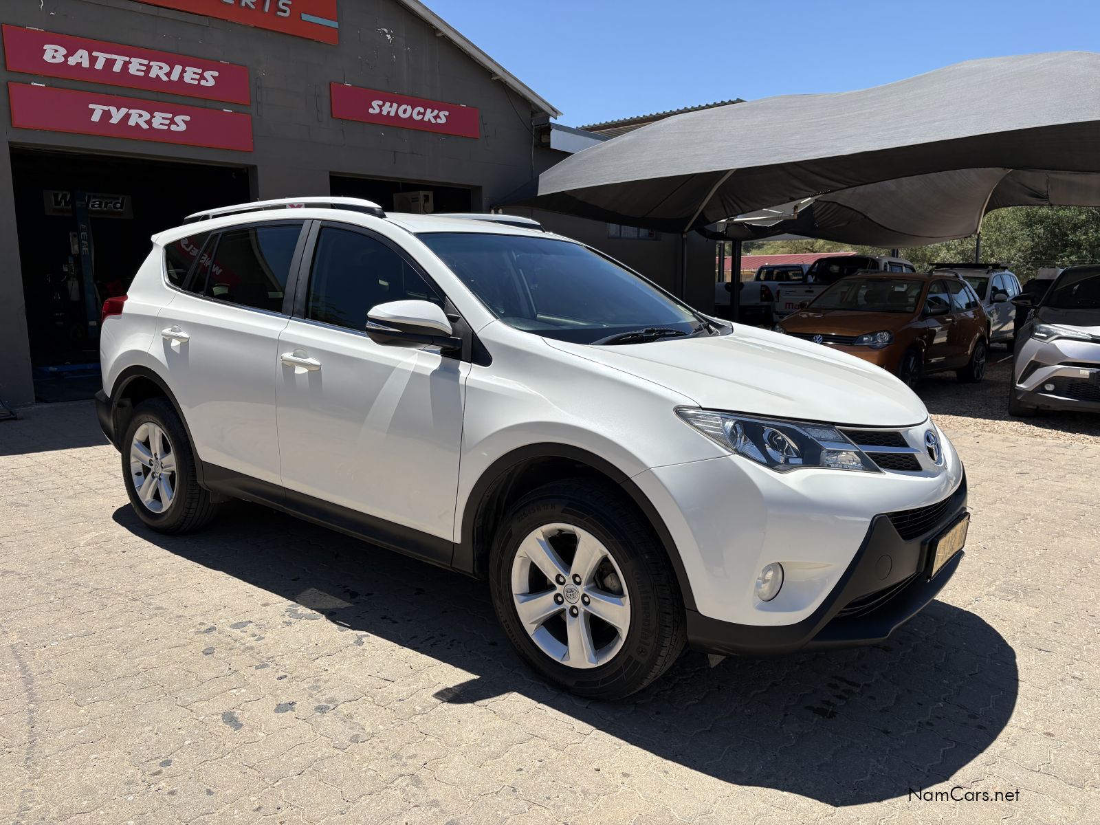 2014 Toyota Rav4 photo 1