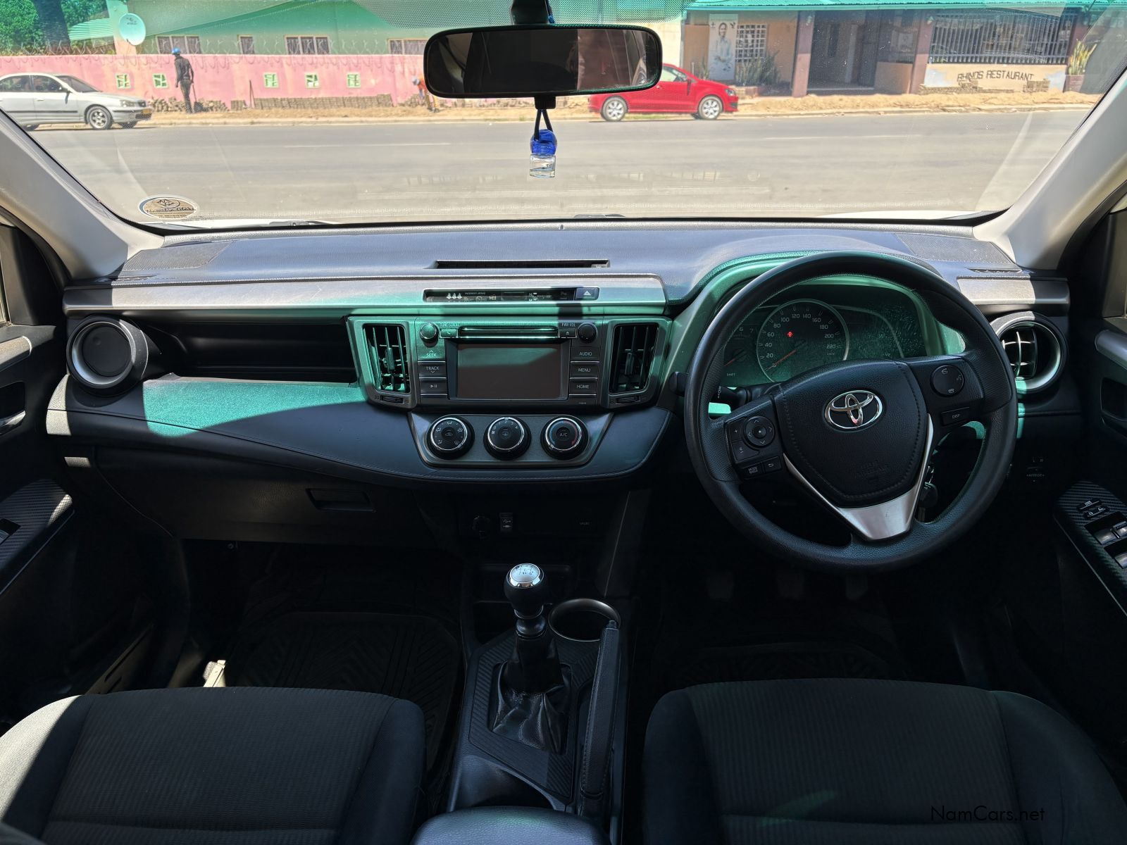 2014 Toyota Rav4 photo 5
