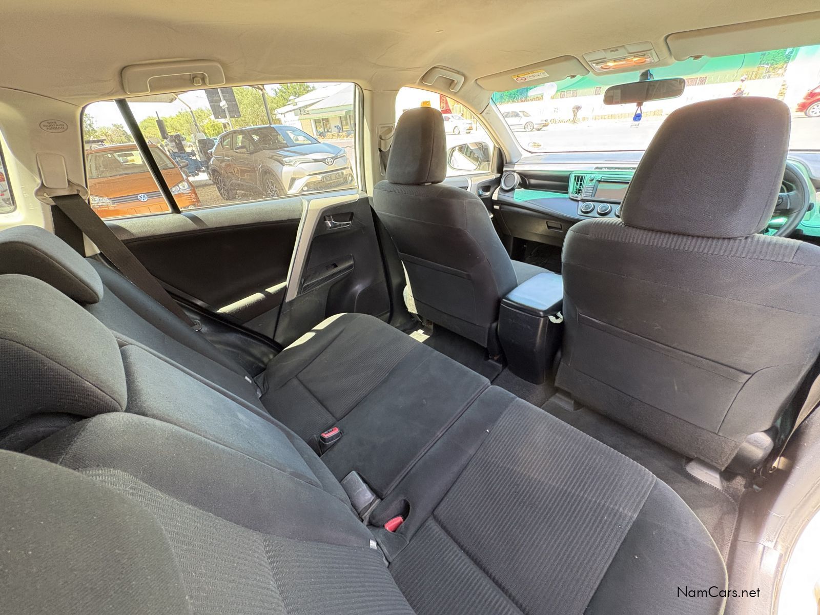 2014 Toyota Rav4 photo 6