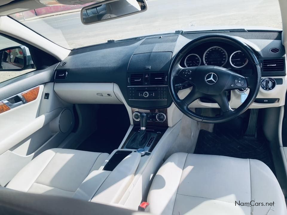 2009 Mercedes-Benz C Class photo 7