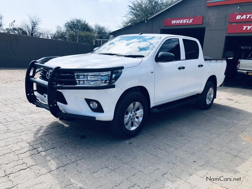 2019 Toyota Hilux photo 4