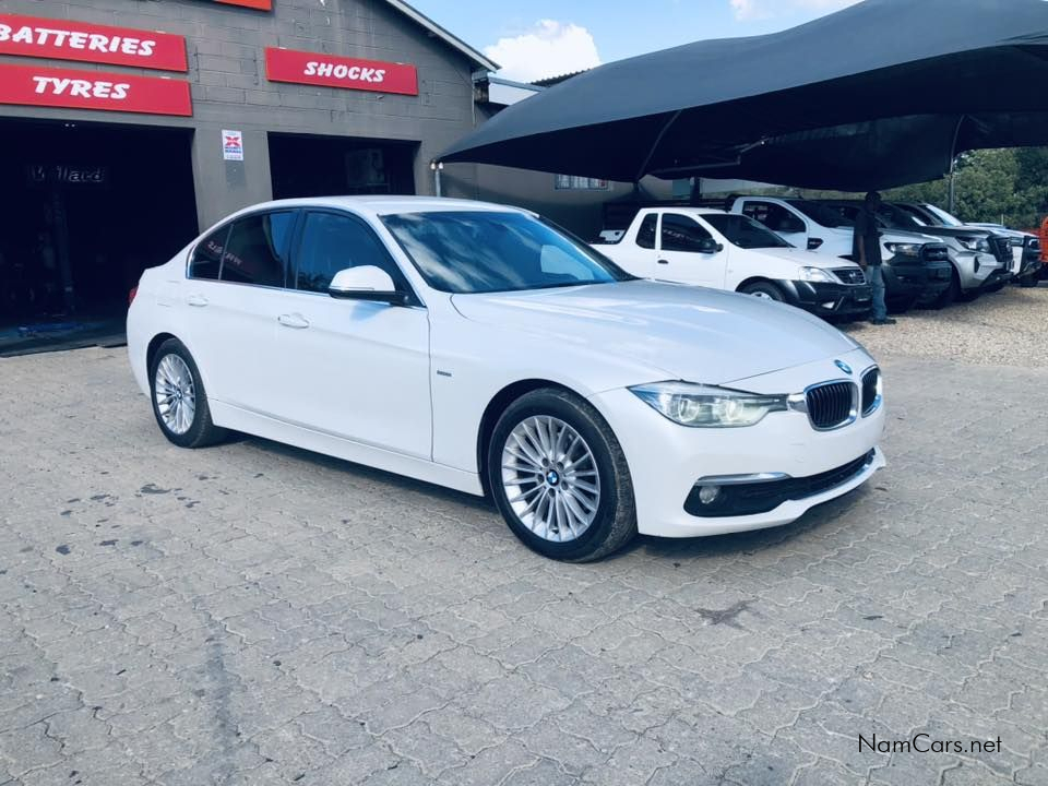 2017 BMW 3 Series photo 1