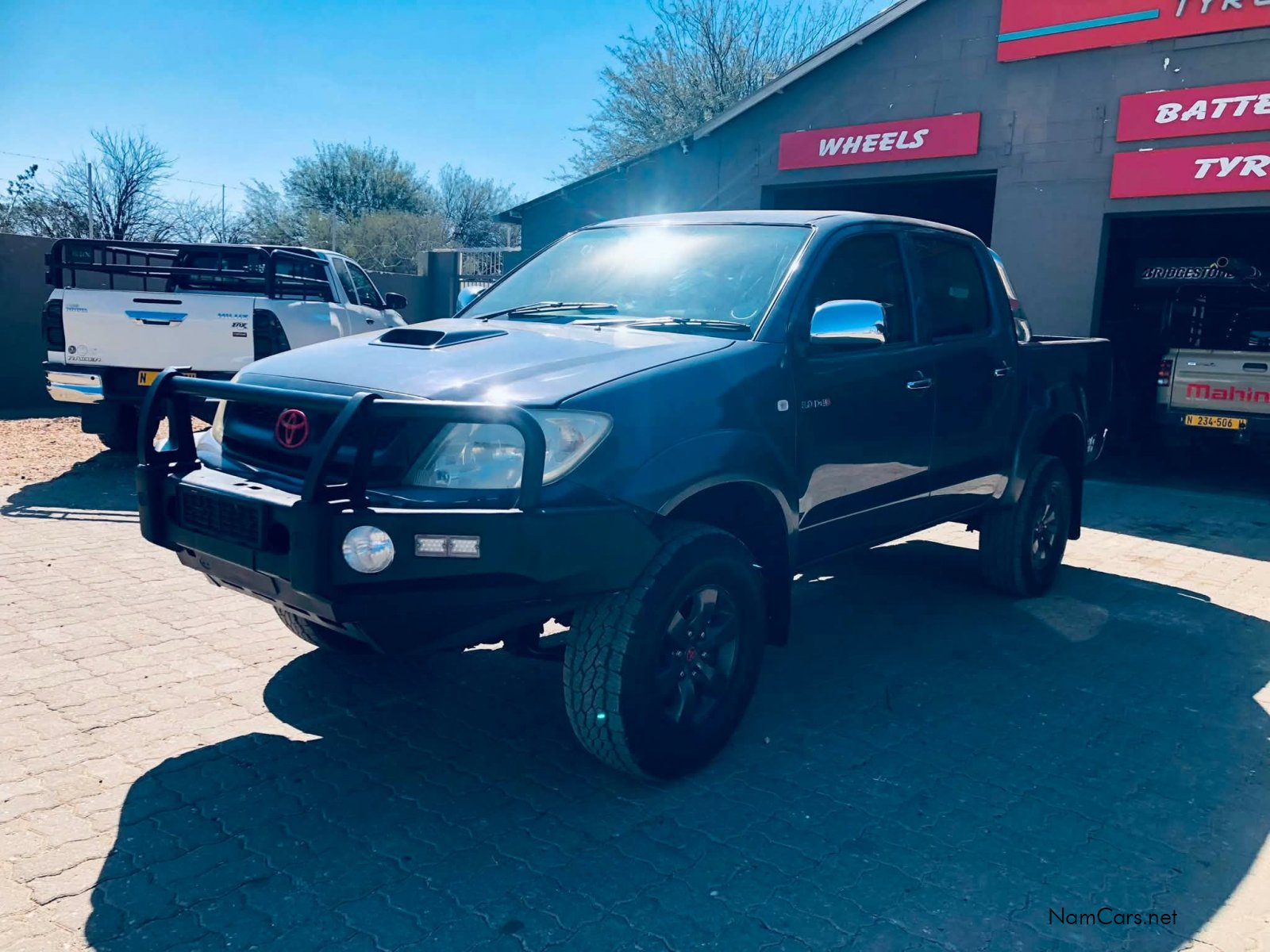 2011 Toyota Hilux photo 2