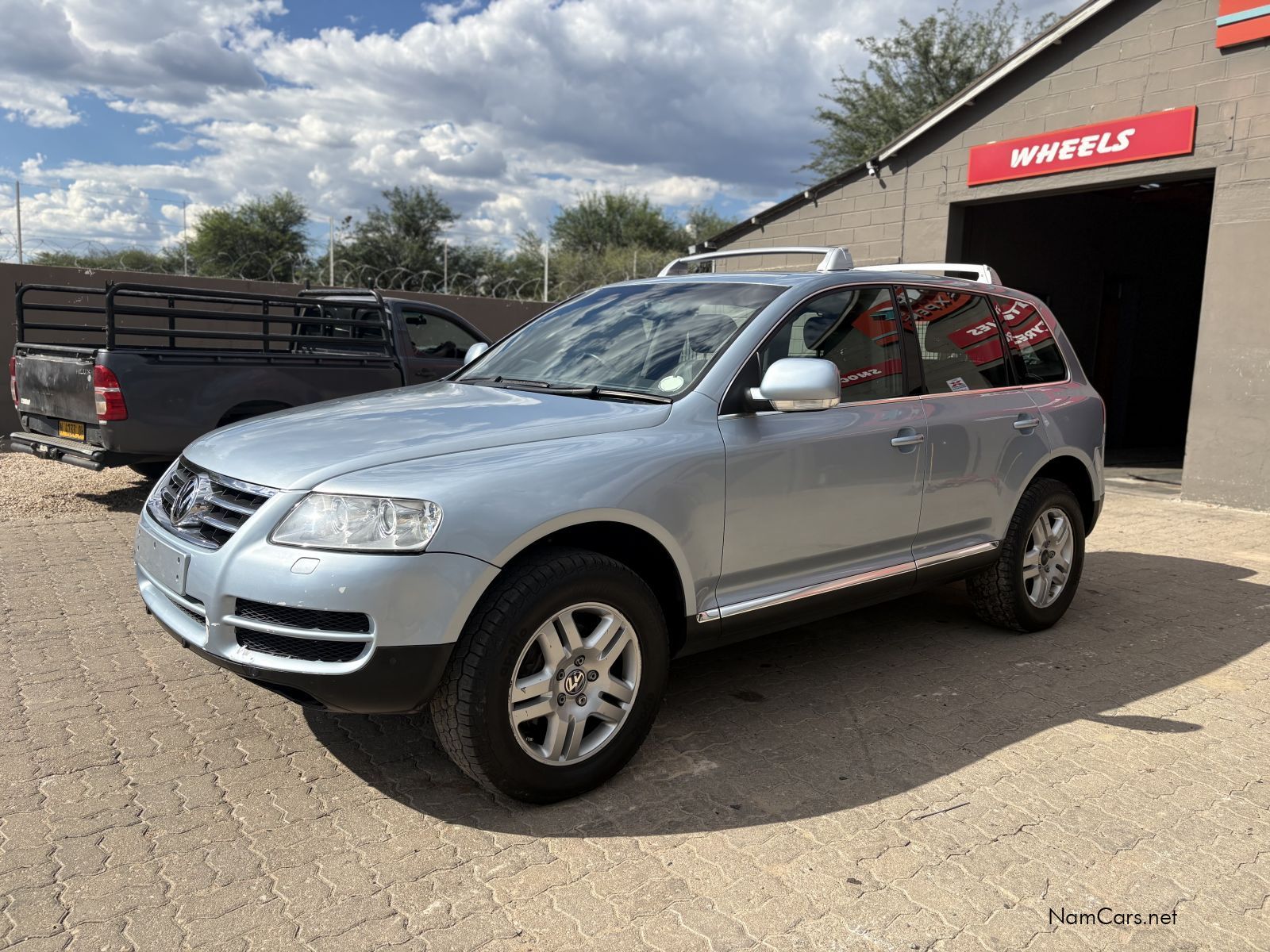 2006 Volkswagen Touareg photo 2