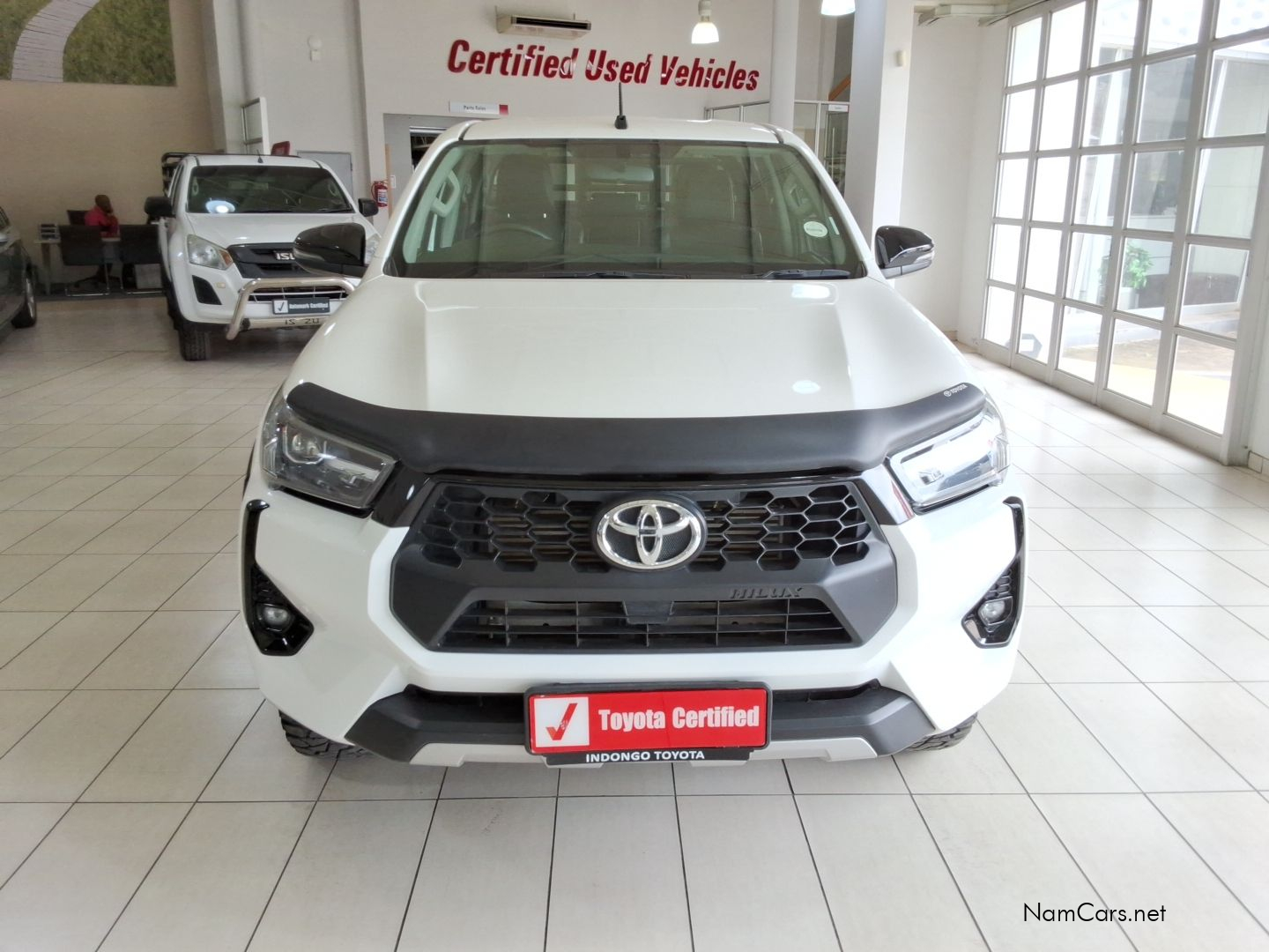 2025 Toyota Hilux photo 2
