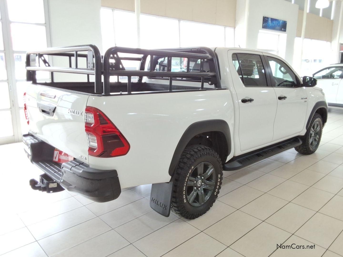 2025 Toyota Hilux photo 4