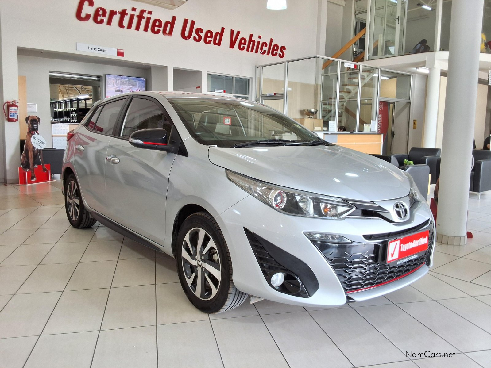 2020 Toyota Yaris photo 1