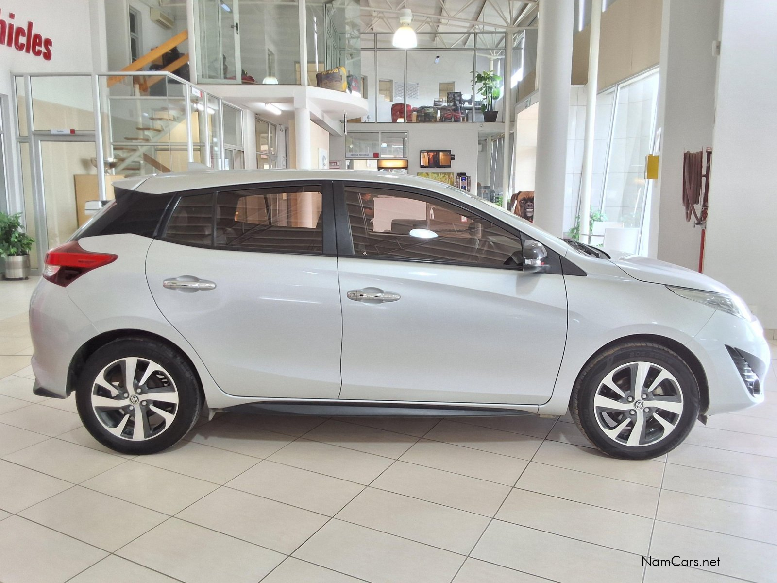 2020 Toyota Yaris photo 3