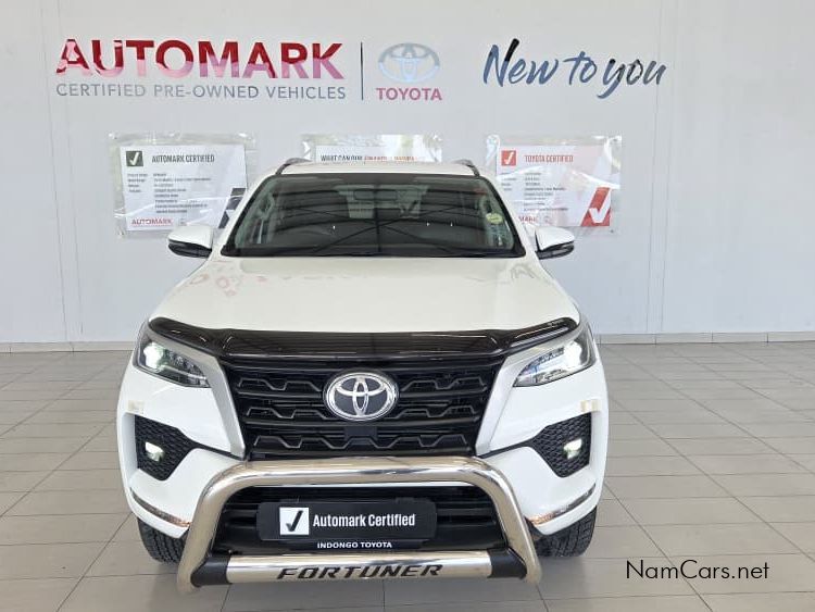2020 Toyota Fortuner photo 1